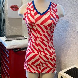 Nike Pro Sleeveless Active Top